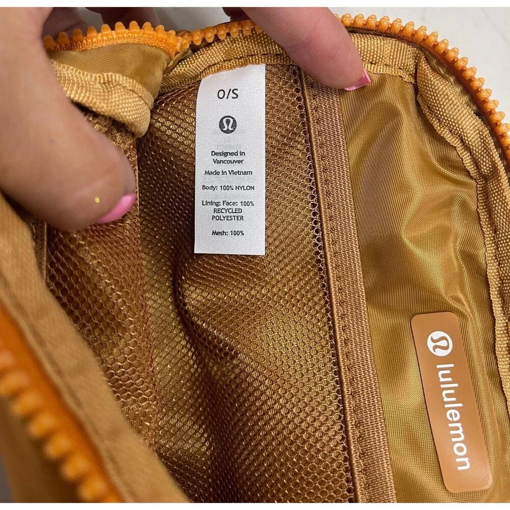 Lululemon Everywhere Belt Bag 1L Brown NWT - Picture 6 of 6